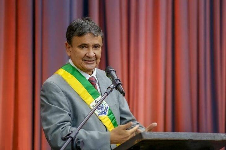 Governador do Piauí, Wellington Dias (PT). coordenador do Fórum de Governadores